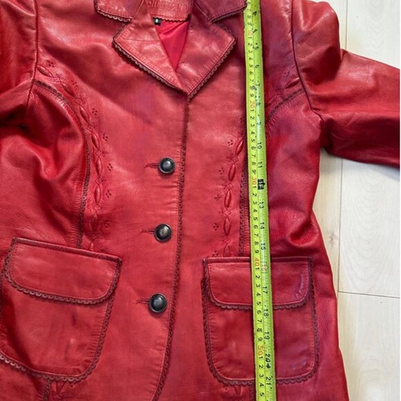 Genuine leather blazer by Dominique in a bold red hue - Picture 7 of 8